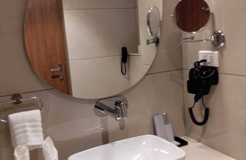 Arpookara Hotel | Kottayam Grand Hotel -Convention Centre