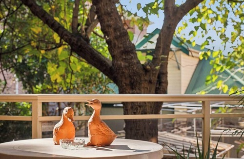 Bexley Apartment | KozyGuru | Bexley | Urban Escape with Leafy Charm