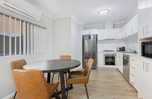 Penrith Apartment | KozyGuru | Penrith | Spacious Ground Floor Gem