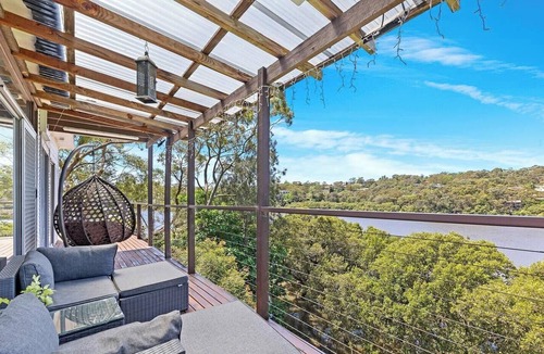 Padstow Heights House | KozyGuru | Waterfront Holiday House