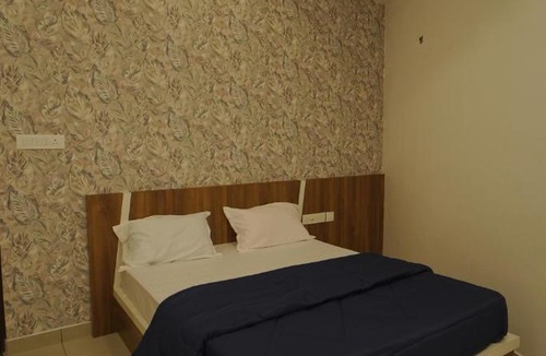 Erattupetta Hotel | KPN Tower