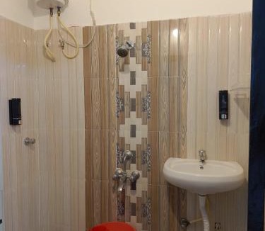 Medchal House | KPOTEL Waterfront Luxury Villa Rooms Phamacity Genome Valley