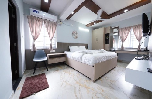 Ram Nagar Cabin | KR Grand Residency