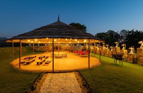Village Hokra Villa | Krishna Serenity Villa Pet-friendly 7-BHK Farmhouse with Pool, Gazebo and Garden