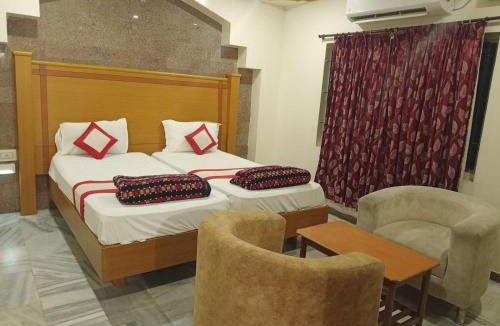 Tenkasi Hotel | krishna tourist home
