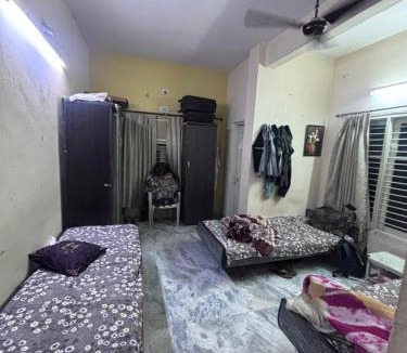 Ahmedabad Hostel | Krushna Boys Pg