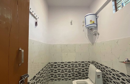 Gobind Dham House | Kuari Pass Inn