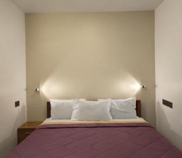 Thiruvananthapuram Apartment | Kubera Heritage Inn , Near Sreepadmanabhaswamy temple