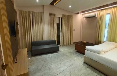 Bhimunipatnam Hotel | Kuraswa resorts