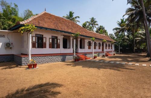 Kainakary House | Kuttanad Kayak Club by Lexstays