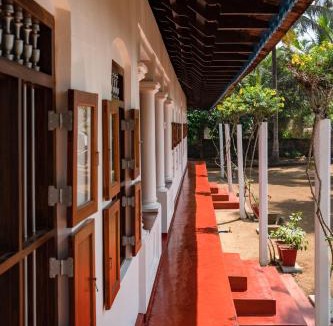 Kainakary House | Kuttanad Kayak Club by Lexstays