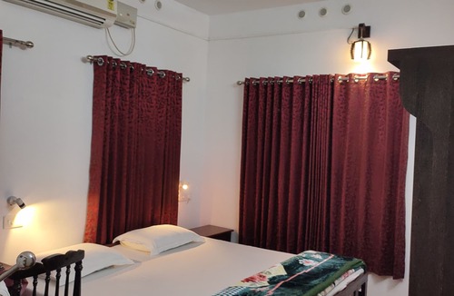 Arpookara Bed & Breakfast | Kuttickattil Gardens Home Stay