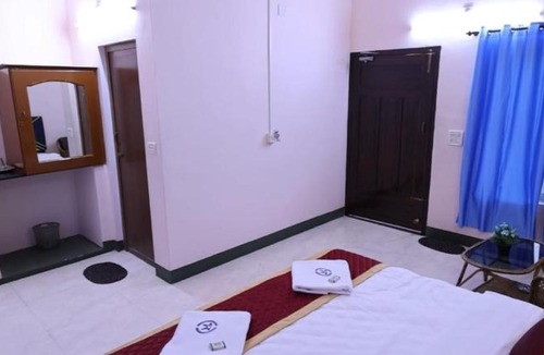 Courtallam Resort | Kuttralam Resorts