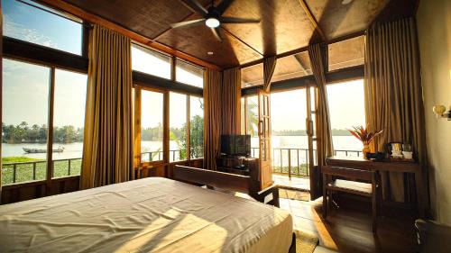 Kainakary Resort | Kyna Backwater Resort Alleppey Alappuzha