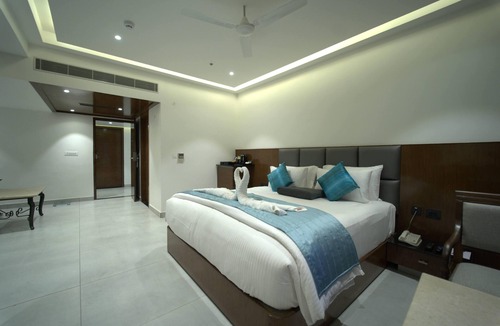 Guntur Hotel | Kyriad Vajram Guntur