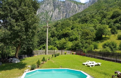 Baile Herculane House | La Cabana