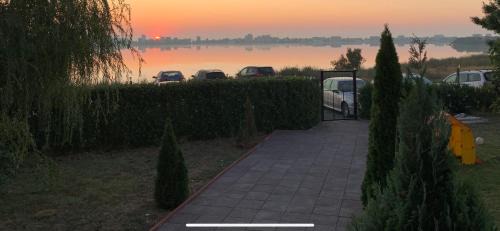 Constanta House | La Cer