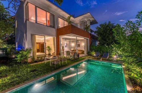 Vagator Villa | La Dora by The Blue Kite -3BHK Contemporary Villas with Pvt Pool, 5 mins Walk to Vagator beach-Caretaker, Kitchen & Garden