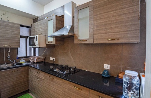 Bissar Akbarpur Villa | La Florance A 1BR Golfside Villa by Homeyhuts