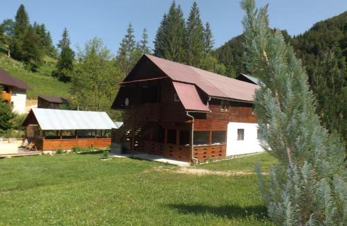 Garda de Sus House | La Marian pensiune restaurant