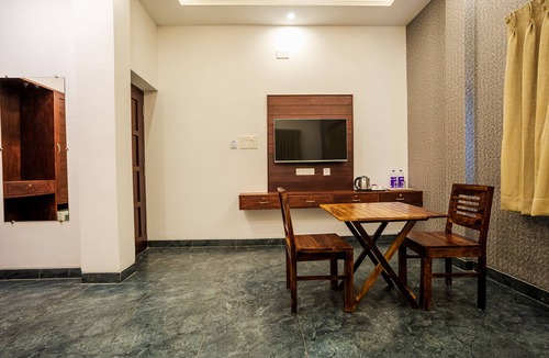 Tindivanam Villa | La Meadow Villa - 5 BR with Private Pool