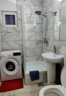 Tirnaveni Apartment | La Muzeu