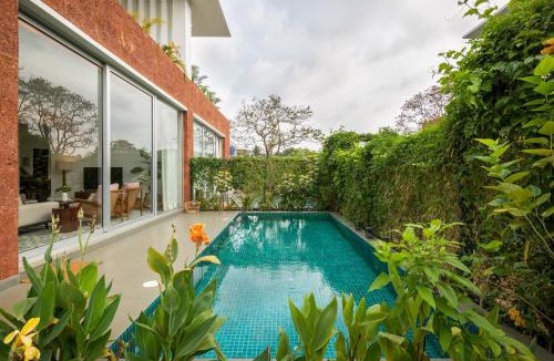 Chapora Villa | La Sierra by The Blue Kite - 2 & 3BHK Villas near Anjuna & Vagator Beach with Private Pool, Terrace, Garden, Kitchen & Security
