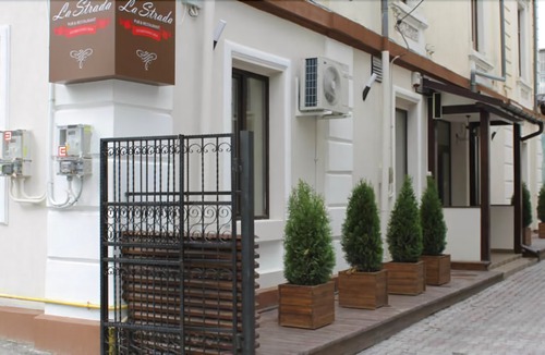 Pitesti Hotel | La Strada Boutique Villa