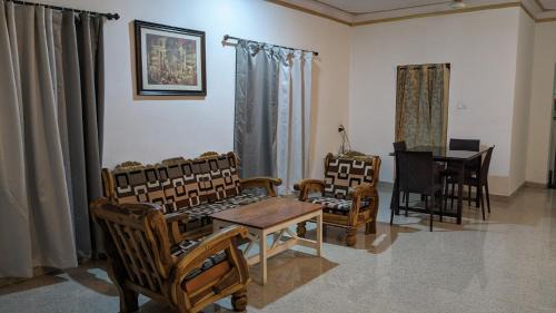 Morjim Villa | La Vaiencia Villas