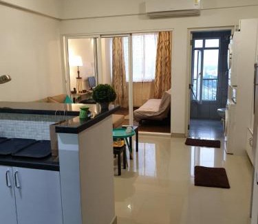 Navalur Apartment | La Vista 1 Luxe - The Cosy Sofa-Bed Studio