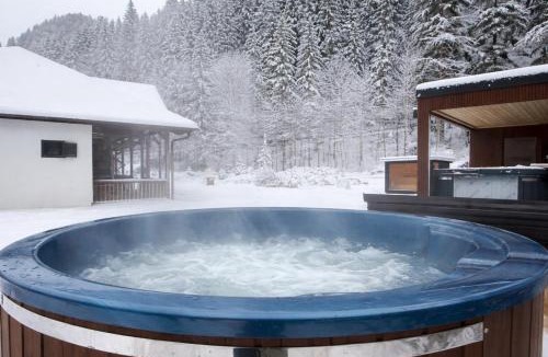 Lacu Rosu House | Lacu Roșu Mountain Lodge