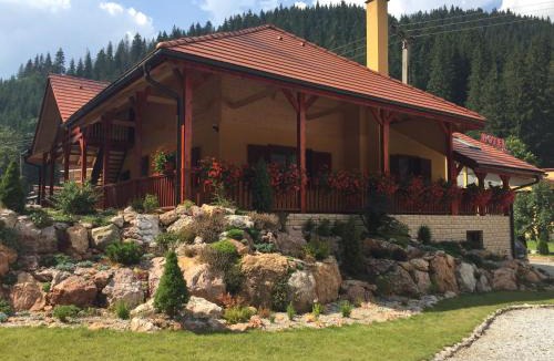 Lacu Rosu House | Lacu Roșu Mountain Lodge