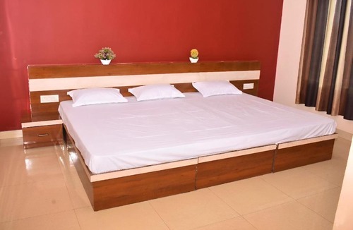 Ghazipur Hotel | Lagna Mahal