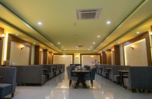 Bengaluru Hotel | LAHR Hotels