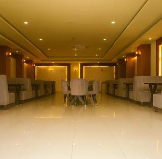 Bengaluru Hotel | LAHR Hotels