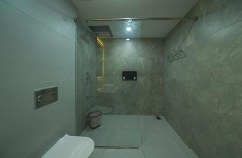 Kozhikode Resort | Lake Breeze Resort