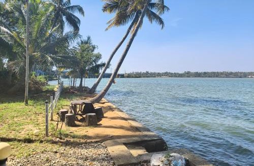 Paravur Cabin | Lake Breeze VARKALA PARAVUR