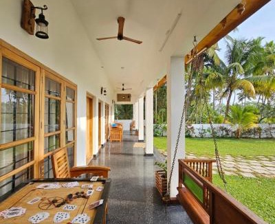 Cherthala House | Lake facing Villa-Water sport activities-Niva Waterways