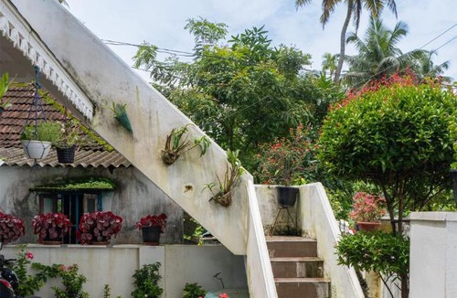 Kumbalangi House | Lake Flores Home Stay
