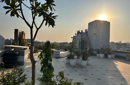 Faridabad Apartment | Lake view Condominium near Suraj Kund by Homeyhuts