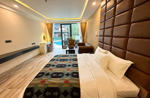 Pokhara Resort | Lake View Resort
