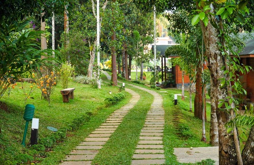 Vazhavatta Villa | LakeRose Wayanad Resort