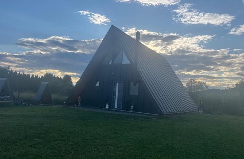 Bocicoiu Mare Ski Chalet | LAKEVIEW A-frame ESCAPE