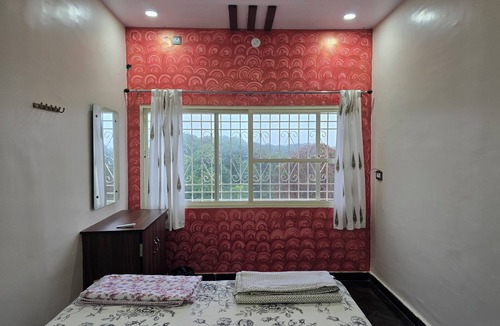 Kamalapur House | Lakshmi Villa