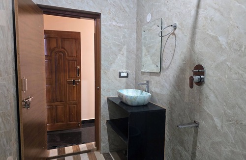 Kamalapur House | Lakshmi Villa