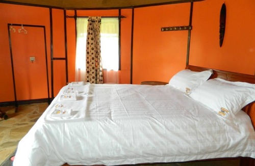 Ndaragwa Cabin | Lalanasi Lodge