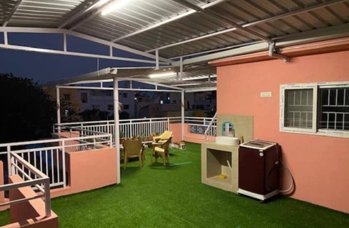 Chamundi Nagar Apartment | Large studio with patio, for girls and couples