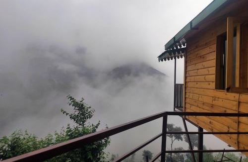 Naina Range Resort | LaSerene The Cottage - Pangot