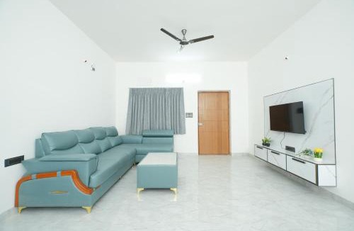 Madhapur Apartment | Lavish -2BHK Service Apartment