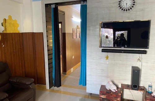 Mohali Apartment | Lavish 3bhk furnished flat wifi private washroom